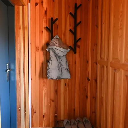 S Krbom Vedla Zubacky *