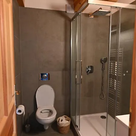 S Krbom Vedla Zubacky