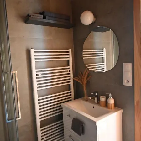 S Krbom Vedla Zubacky *